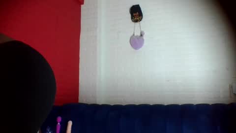 Snapshot of peach_melbah chatting on July 16, 7:31 pm peach_melbah online show from July 16, 7:31 pm