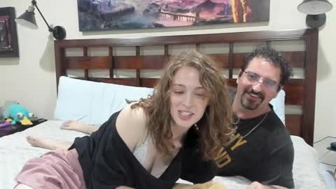 Snapshot of peaches_and_cupcake chatting on September 27, 2:49 am Peaches Cupcake Rachel and Bryce online show from September 27, 2:49 am