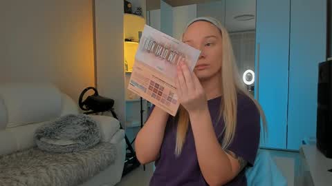 Snapshot of peachju1cy chatting on January 20, 2:53 am peachju1cy online show from January 20, 2:53 am