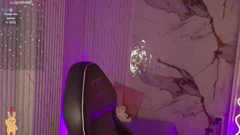 peachy_tay online show from March 1, 12:07 pm