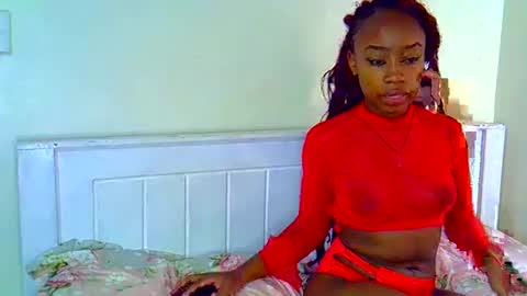 peachyyy online show from February 28, 9:54 am