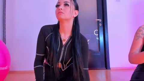 Kate online show from February 8, 9:02 am