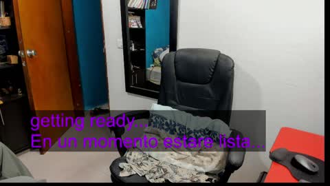 Snapshot of peanut_tangerine chatting on May 4, 1:12 am Tangerine Penaut online show from May 4, 1:12 am