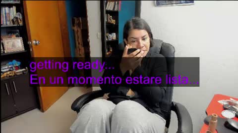 Snapshot of peanut_tangerine chatting on June 30, 12:11 am Tangerine Penaut online show from June 30, 12:11 am