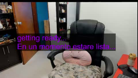 Snapshot of peanut_tangerine chatting on July 13, 10:34 pm Tangerine Penaut online show from July 13, 10:34 pm