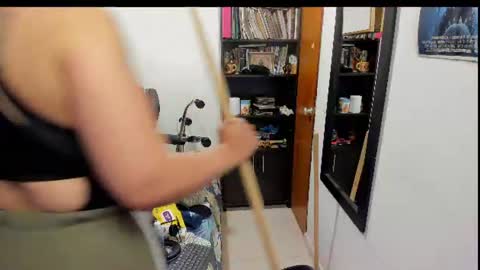 Snapshot of peanut_tangerine chatting on July 16, 6:36 pm Tangerine Penaut online show from July 16, 6:36 pm
