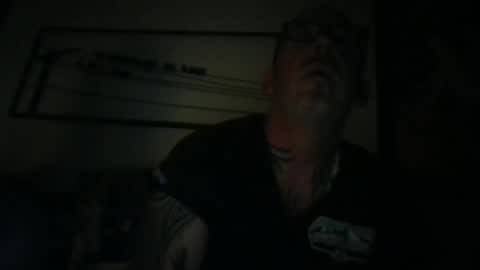 Snapshot of peanutbutterandjealous1 chatting on May 16, 3:47 am peanutbutterandjealous1 online show from May 16, 3:47 am
