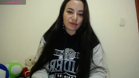 Snapshot of pearl_3 chatting on March 10, 1:45 am Pearl online show from March 10, 1:45 am