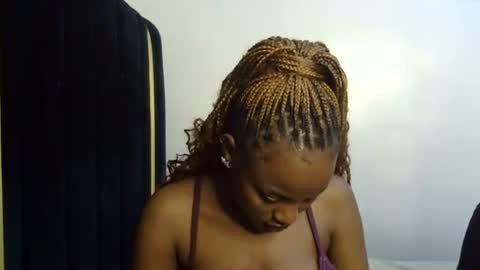 vel online show from March 7, 10:18 pm