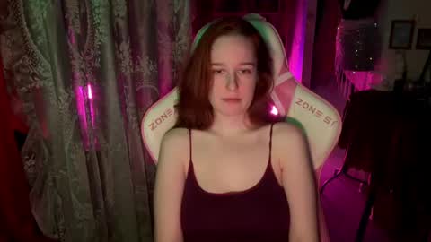Snapshot of pearlprincess_ chatting on July 27, 1:45 am Adelina online show from July 27, 1:45 am
