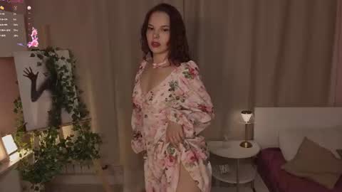 Floria online show from July 21, 8:55 pm