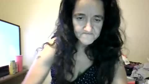 pebblezmeowkitty online show from May 14, 5:58 am