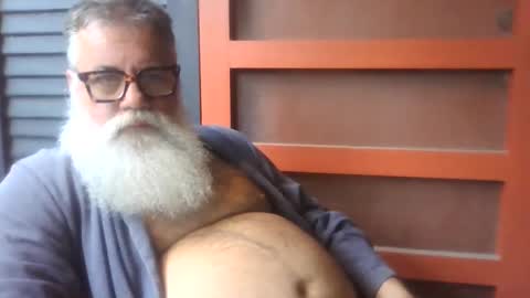 Snapshot of pecos8686 chatting on April 15, 12:34 pm pecos8686 online show from April 15, 12:34 pm