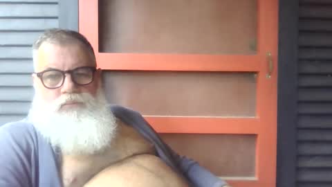 Snapshot of pecos8686 chatting on May 26, 3:30 pm pecos8686 online show from May 26, 3:30 pm