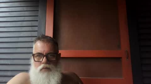 Snapshot of pecos8686 chatting on June 21, 3:47 pm pecos8686 online show from June 21, 3:47 pm