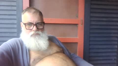 Snapshot of pecos8686 chatting on July 27, 2:46 pm pecos8686 online show from July 27, 2:46 pm