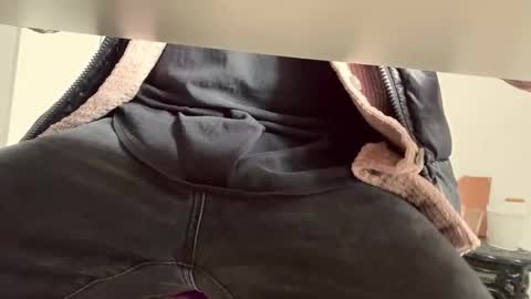 Snapshot of pedroserrano2000 chatting on March 16, 10:08 am PedrOO OO online show from March 16, 10:08 am