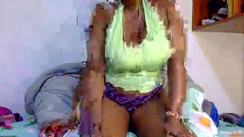 Snapshot of peekyshams chatting on October 9, 11:14 pm peekyshams online show from October 9, 11:14 pm