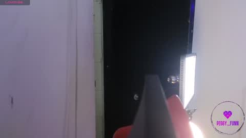 peggy-funn online show from December 31, 3:23 am