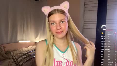 Mary online show from October 22, 7:02 pm