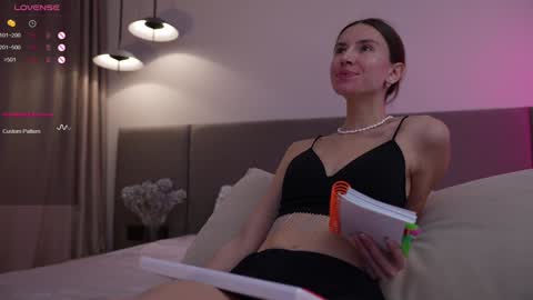 Snapshot of pelagy chatting on February 8, 2:16 pm Pelagy Show time 2-10 pm Dubai time zone online show from February 8, 2:16 pm