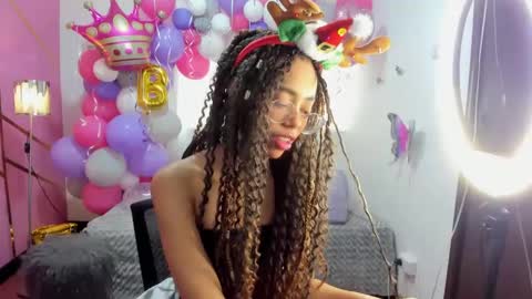 Snapshot of peneelopeecute chatting on December 13, 8:47 pm peneelopeecute online show from December 13, 8:47 pm