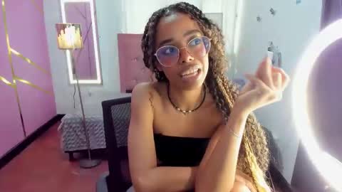 Snapshot of peneelopeecute chatting on December 26, 9:47 pm peneelopeecute online show from December 26, 9:47 pm