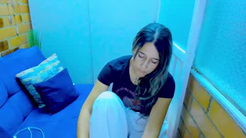 Penelope online show from February 4, 8:17 pm