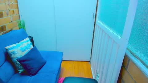 Penelope online show from February 5, 9:07 pm