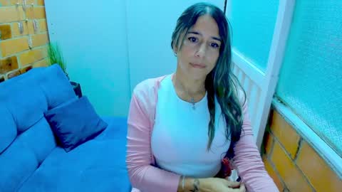 Penelope online show from February 8, 7:05 pm