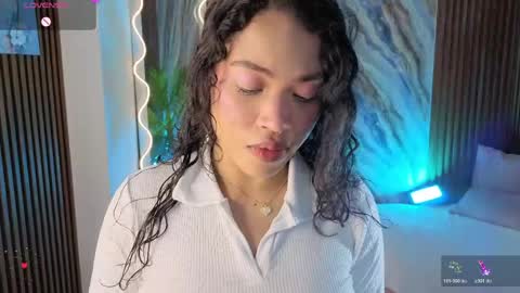penelope online show from May 15, 3:24 am