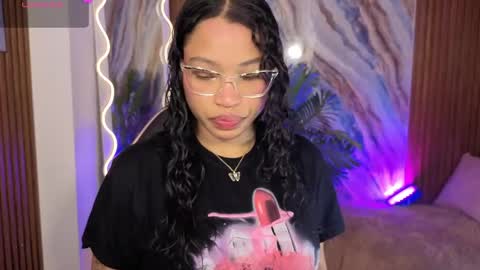 penelope online show from June 1, 3:19 am