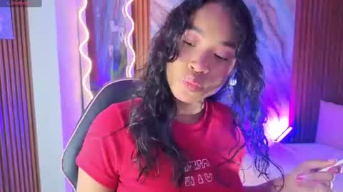 penelope online show from July 8, 2:38 am