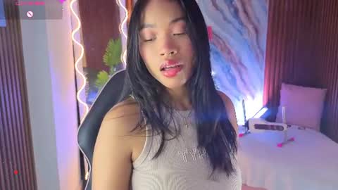 penelope online show from July 19, 3:10 am