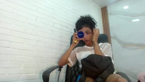 Snapshot of penelopee_rouse chatting on November 5, 7:58 pm Penelopee Rouse online show from November 5, 7:58 pm