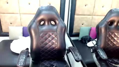 Snapshot of penelopee_rouse chatting on November 13, 2:16 pm Penelopee Rouse online show from November 13, 2:16 pm