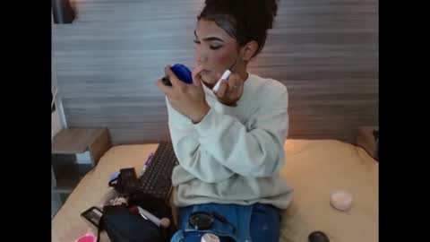 Snapshot of penelopee_rouse chatting on November 24, 8:08 pm Penelopee Rouse online show from November 24, 8:08 pm