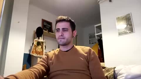 Snapshot of penesvoladores92 chatting on December 15, 1:35 am penesvoladores92 online show from December 15, 1:35 am