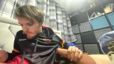 Penguin online show from March 2, 12:46 am