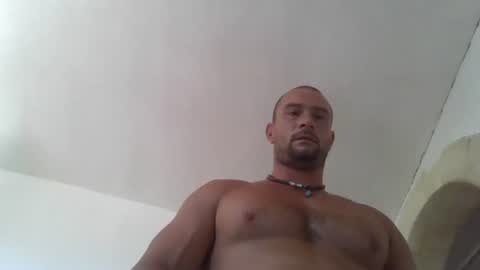 Snapshot of peoalex01 chatting on June 25, 6:29 am peoalex01 online show from June 25, 6:29 am