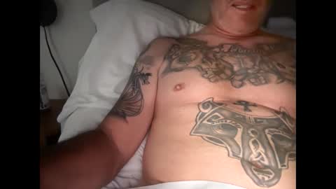 Snapshot of pepecaliente5555 chatting on November 2, 4:09 pm pepecaliente5555 online show from November 2, 4:09 pm