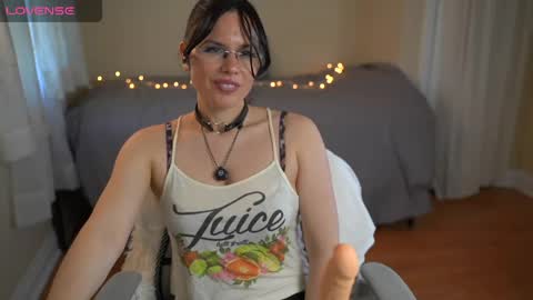 Snapshot of pepina_hot chatting on April 30, 8:57 pm pepina_hot online show from April 30, 8:57 pm
