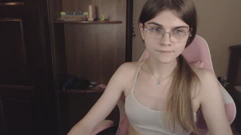 Farida online show from December 4, 12:30 am