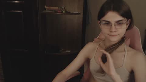 Farida online show from January 24, 9:05 pm