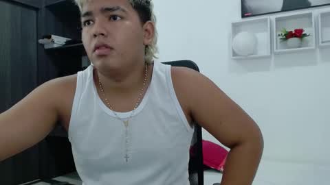 Snapshot of percibal_junior1 chatting on January 24, 9:49 am percibal_junior1 online show from January 24, 9:49 am