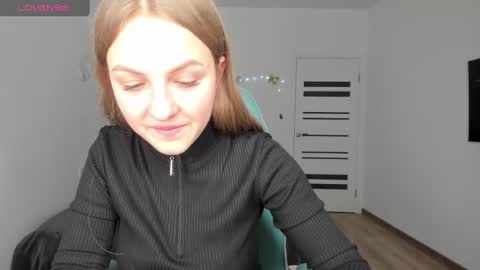 Snapshot of perditapravdina chatting on December 11, 5:59 pm PerditaPravdina online show from December 11, 5:59 pm