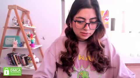 Sarah Ana Banana online show from March 20, 3:17 pm