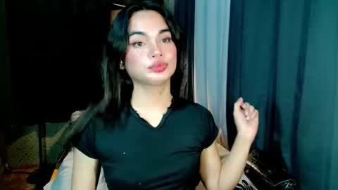 Snapshot of perfect_cum69 chatting on May 27, 1:57 am ronna babe online show from May 27, 1:57 am