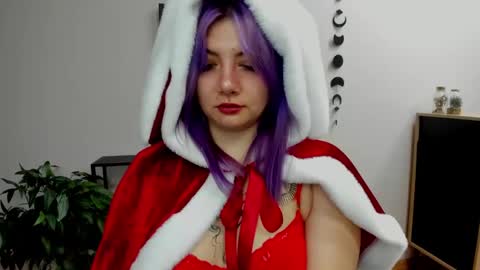 Gabbie online show from December 23, 3:12 pm