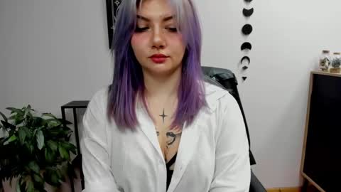 Gabbie online show from January 29, 3:04 pm